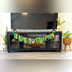 Mardi Gras Garland